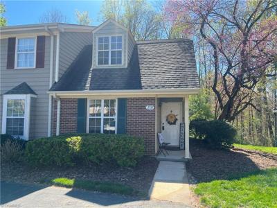 2733 Cottage Place