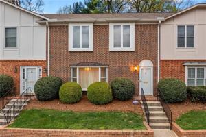 1 Fountain Manor Drive