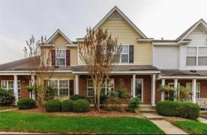 1061 Oak Blossom Way