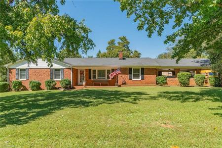 8568 Linwood Southmont Road