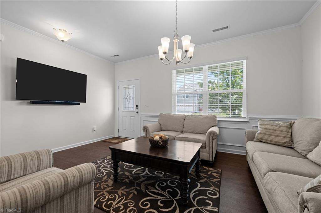 Image 3: Versatile main floor room can be used as dining room, office, living space