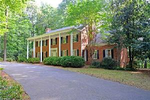 2602 Lake Forest Drive