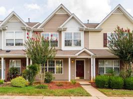 1133 Oak Blossom Way