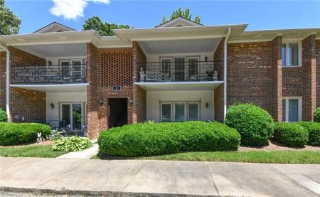 1 Fountain View Circle