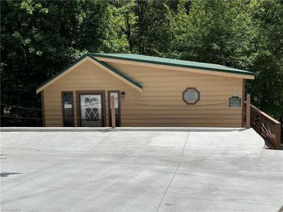 121 Deerfield Circle