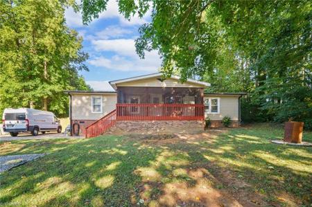 418 Nottingham Drive