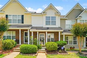 1004 Oak Blossom Way