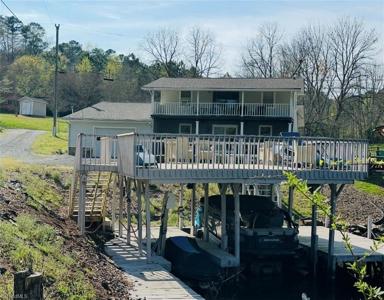 103 Curran Point Drive