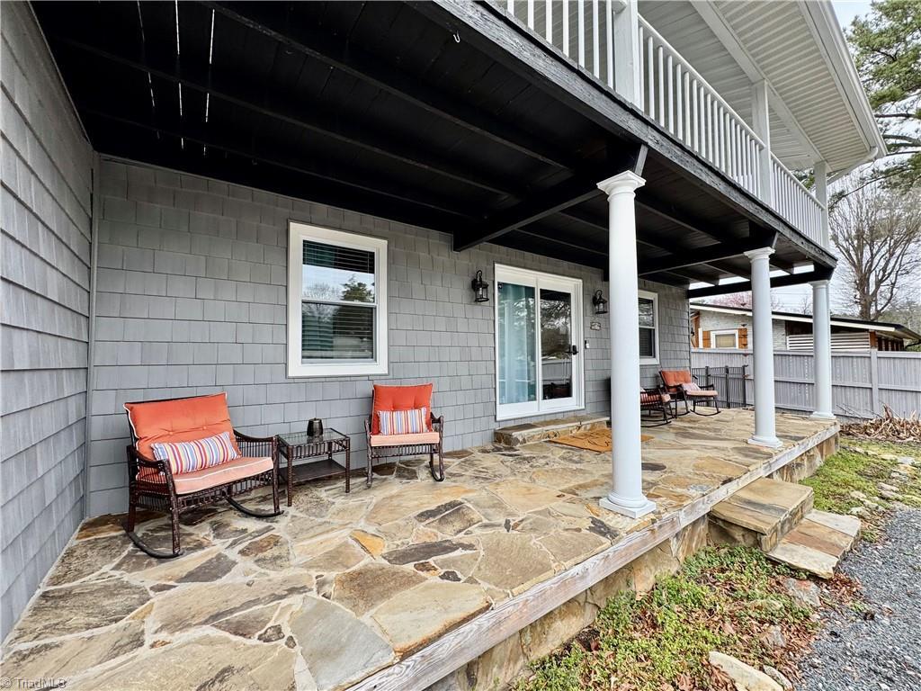 Image 4: Covered front porch