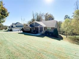 252 Stoney Creek Way
