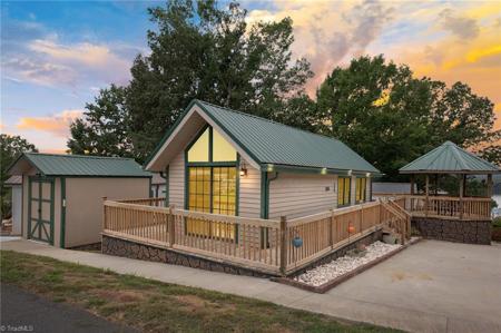 123 Grand View Drive