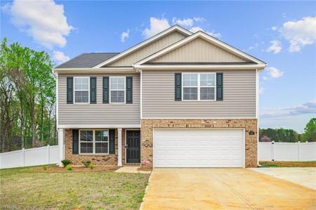 202 Hickory View Lane