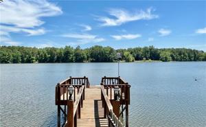 880 Deer Lake Run