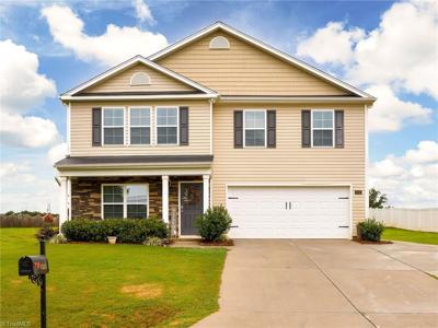 1242 Hickory Point Drive