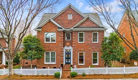 14 Checkerberry Square