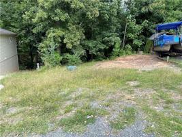 147 Dogwood Circle