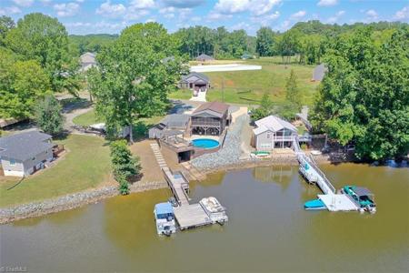 489 Hickory Point Drive