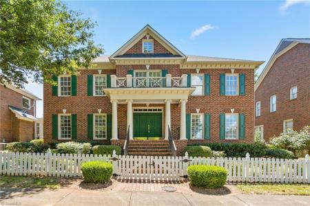 3 Thimbleberry Square