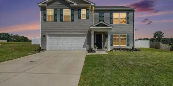 1218 Hickory Point Drive