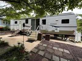 111 Walnut Circle