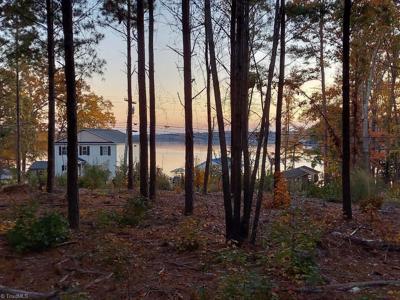 1148 Riverside Drive