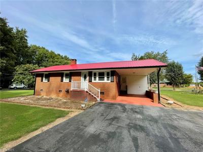 100 and 104 Lucas Park Drive