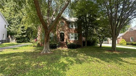 1904 Gate Post Drive