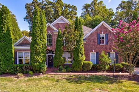 19 Middlefield Court