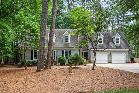 600 Brittany Bay E