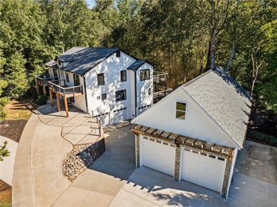 4194 Pointe Norman Drive