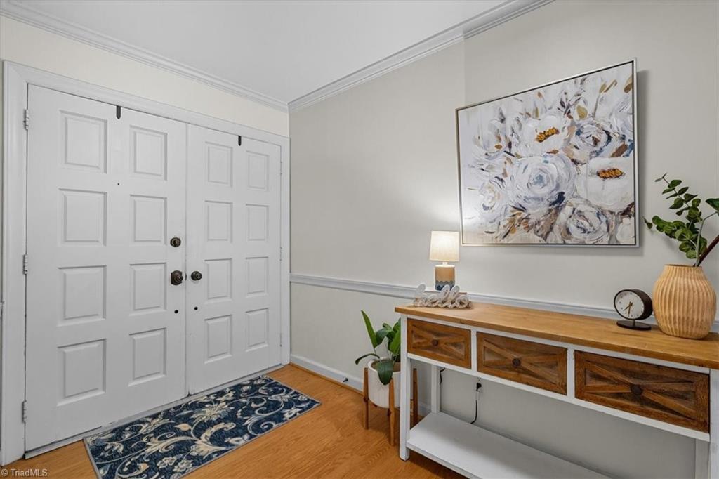 Image 2: Front entry