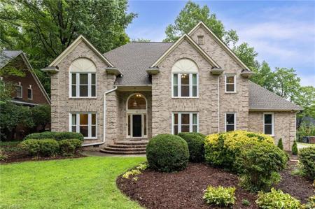 8 Elm Grove Way