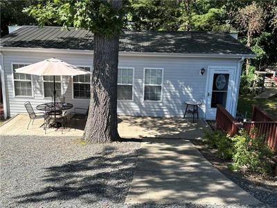 108 Meadowview Circle