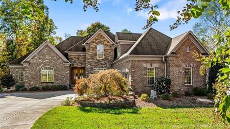 2304 Castleloch Court