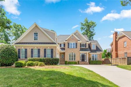 14 Middlefield Court