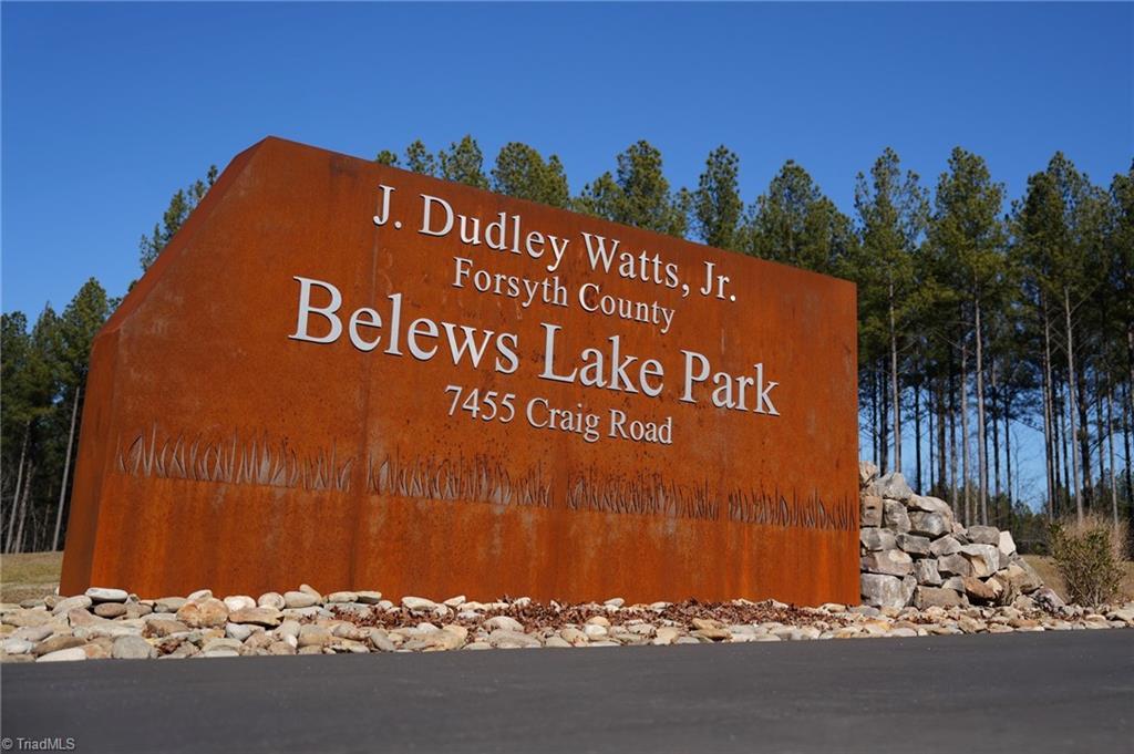 Image 3: Park just minutes away from Stoney Point