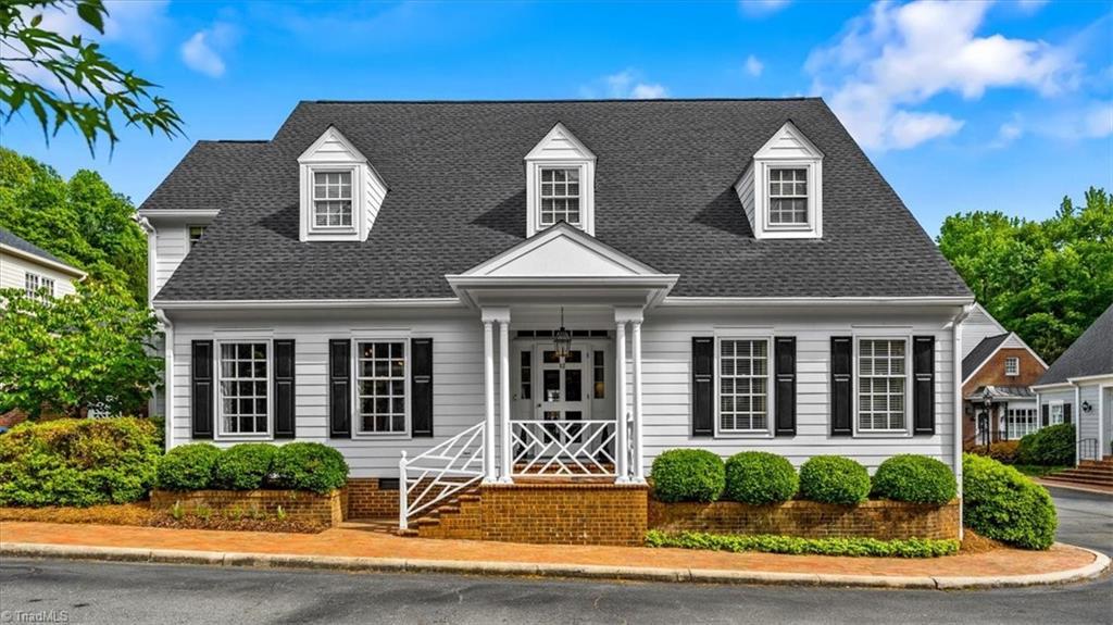 Image 1: Welcome to 12 Charleston Square!