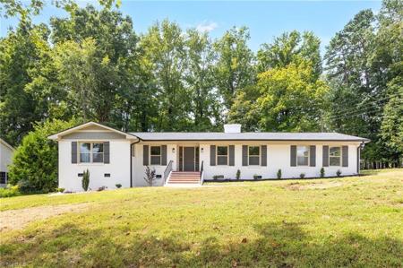 3405 Hillside Drive
