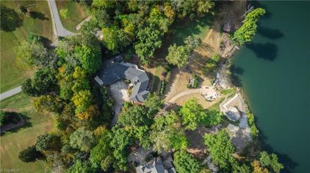 308 Lake Point Lane