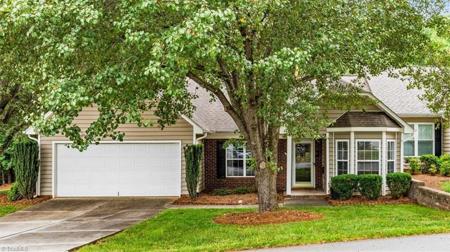8 Mansfield Circle
