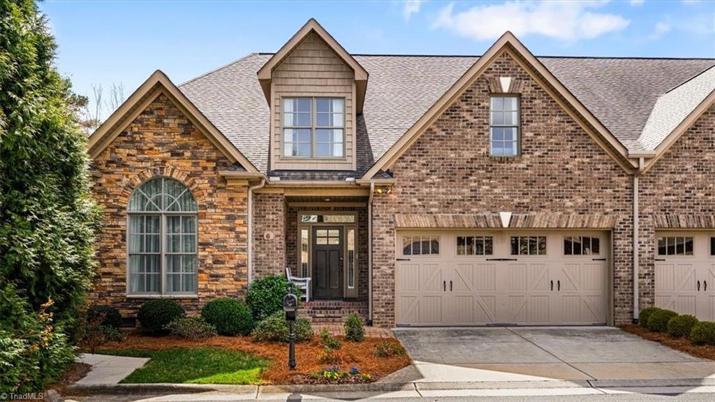 Image 1: 6 BLAKENEY PLACE