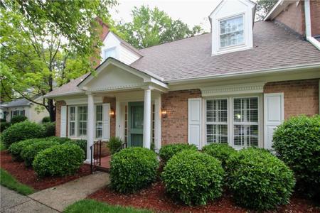 39 Fountain Manor Drive