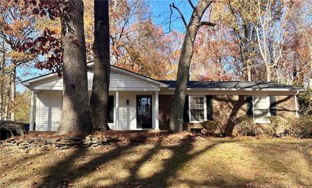 2708 Regents Park Lane