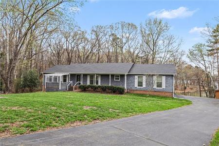 3908 Oak Hollow Court