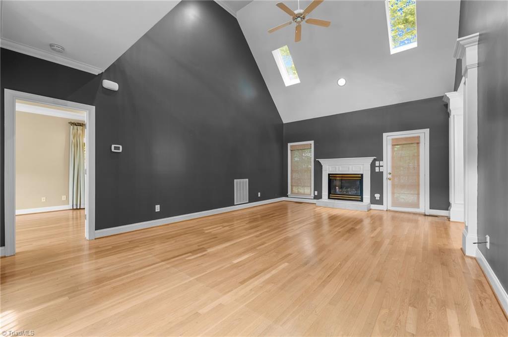 Image 3: Great Room