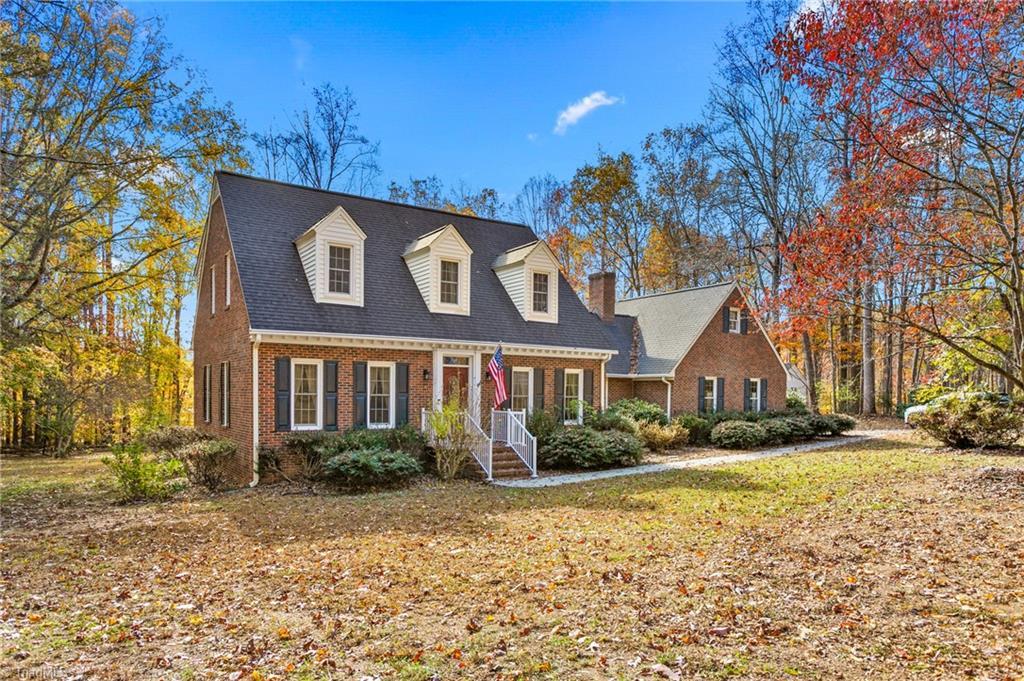 Image 1: Front of Home