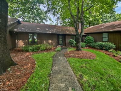 2543 Cottage Place