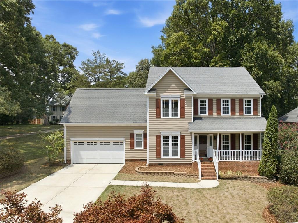 Image 1: FRONT OF HOME