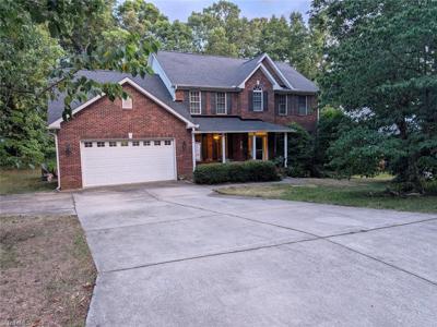 1702 Lakeland Point