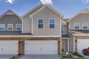 35 Finley Ridge Way